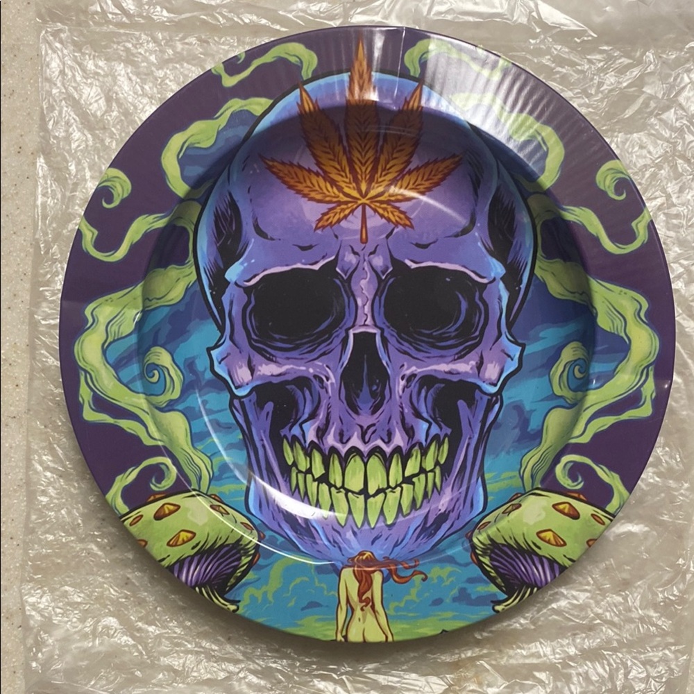 Purple Skull Design rolling tray 4 20 dish ashtray